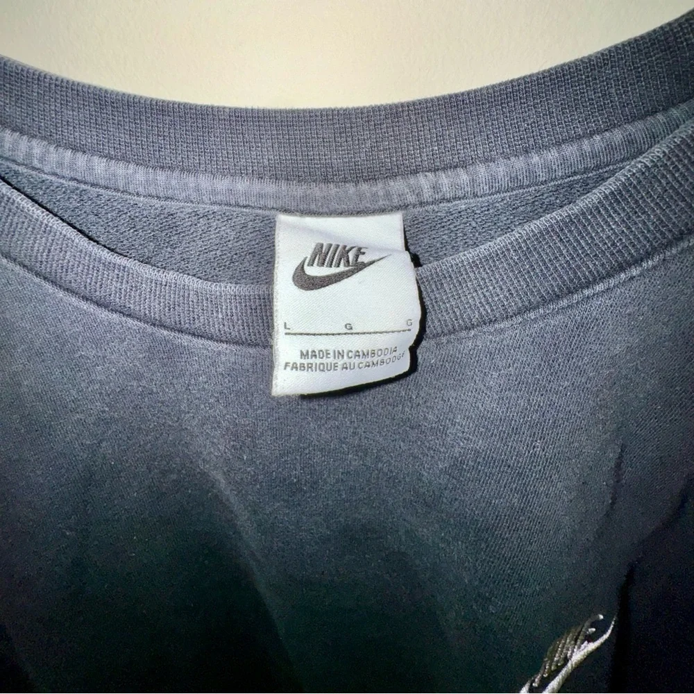 Nike Men's Washed Black Sweatshirt